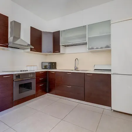 아파트 Trendy 2br Maisonette Near St. Julians Hot Spots Saint Julian's