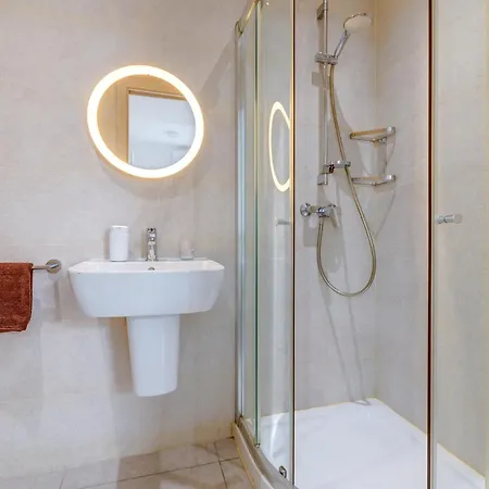 Trendy 2br Maisonette Near St. Julians Hot Spots Apartment *